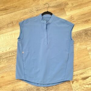 Women’s Rafaela Oversized Scrub Top